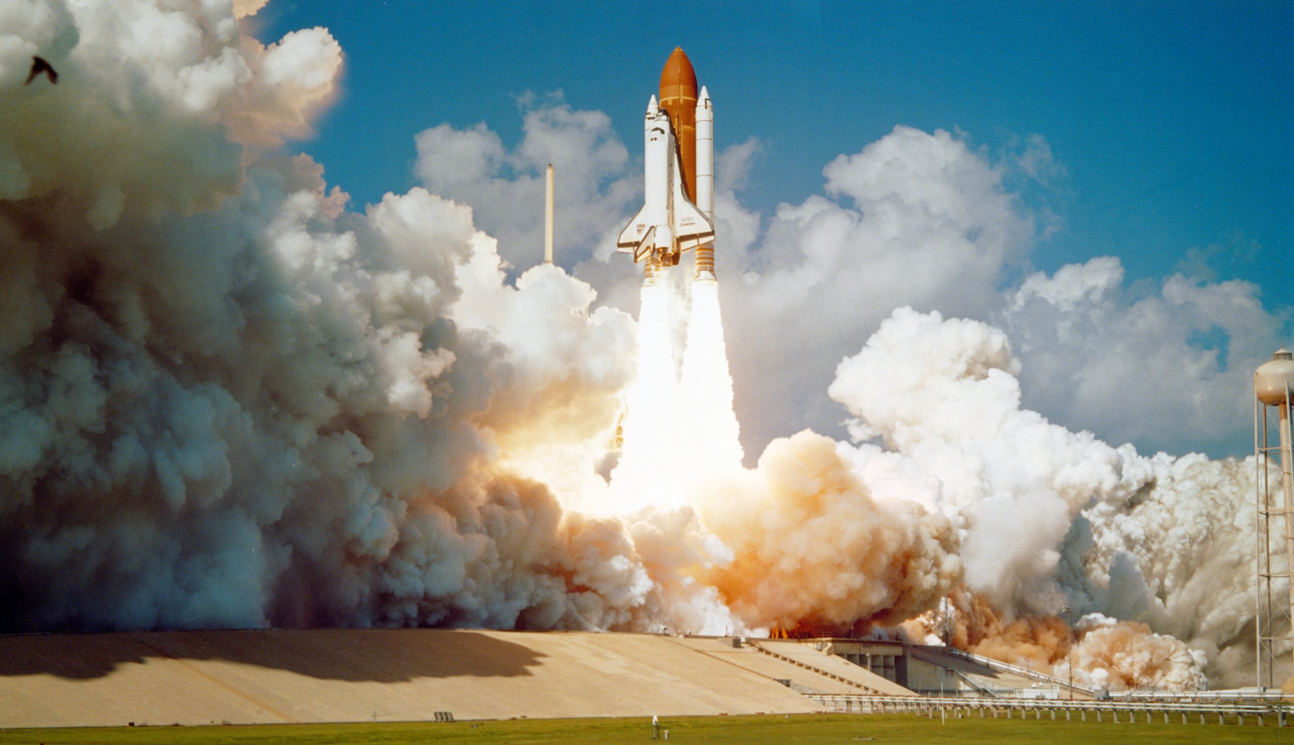 NASA-Raketenmotiv als Bildprint für einen konzentrierten Start